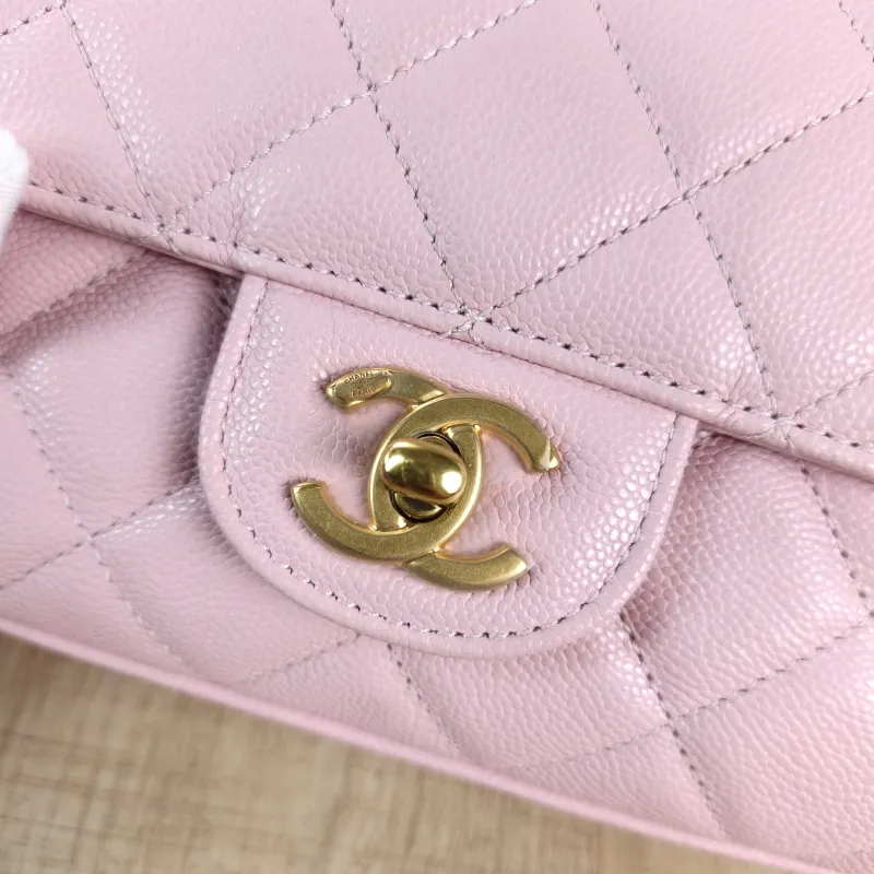 Chanel Crossbody Bag Pink Grained Calfskinmini18 × 6 × 13 cm — detail view 10 of 13