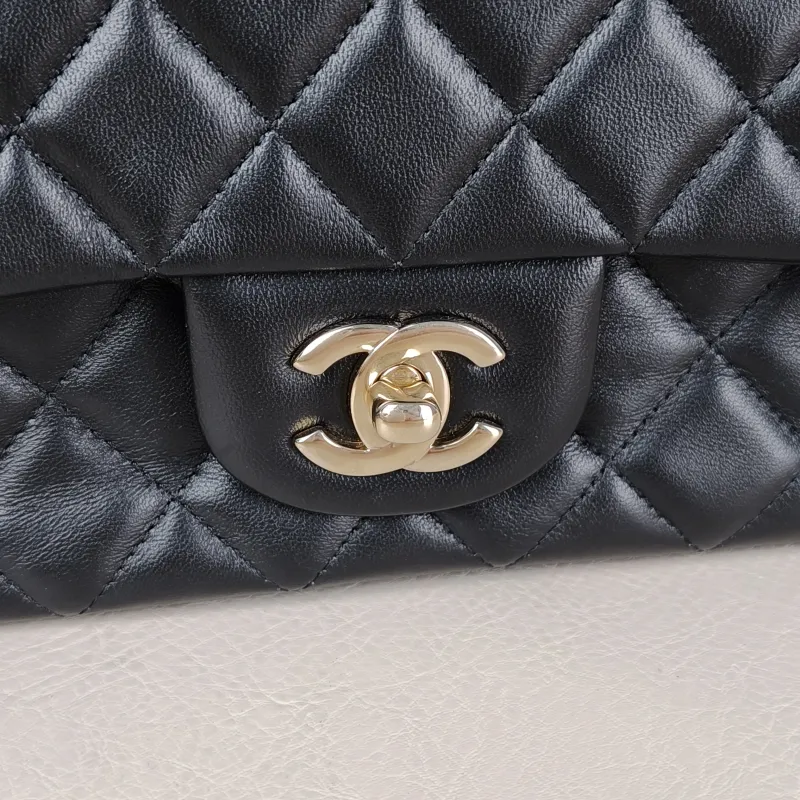 Chanel Crossbody Bag Classic Flap Large Mini CF Mini Black SL ambskin mini 20 × 6 × 12 cm — detail view 11 of 13