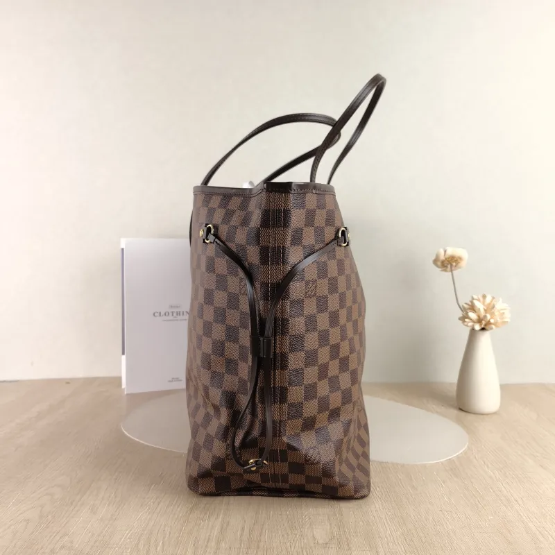 Louis Vuitton Shoulder Bag Neverfull Damier Ebene PVC Large 39 × 19 × 32 cm — detail view 1 of 10
