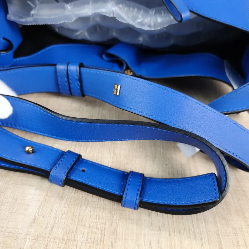 LOEWE Shoulder Bag Hammock Blue Calfskin Small 30 × 14 × 25 cm — detail view 9 of 9