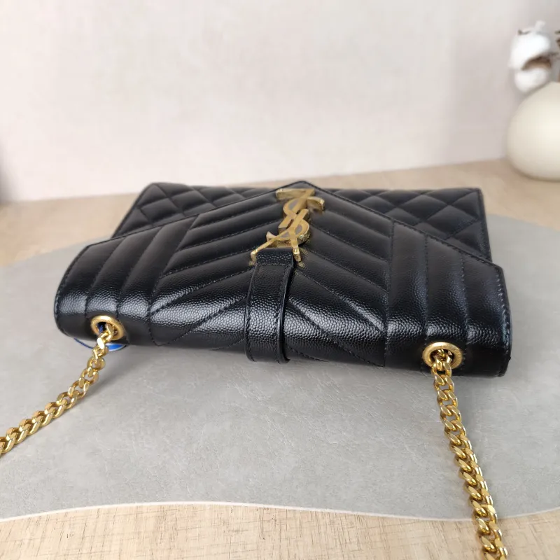 SAINT LAURENT Crossbody Bag ENVELOPE Black Grained Calfskin Small 21 × 6 × 13 cm Conditioned — detail view 6 of 12