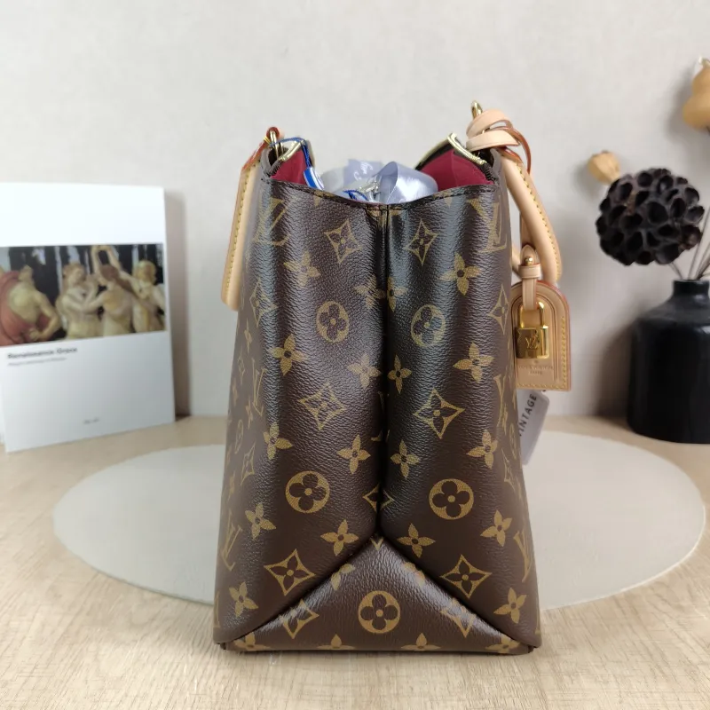 Louis Vuitton Top Handle Bag GRAND PALAIS Monogram PVC Medium34 × 15 × 24 cm — detail view 5 of 13