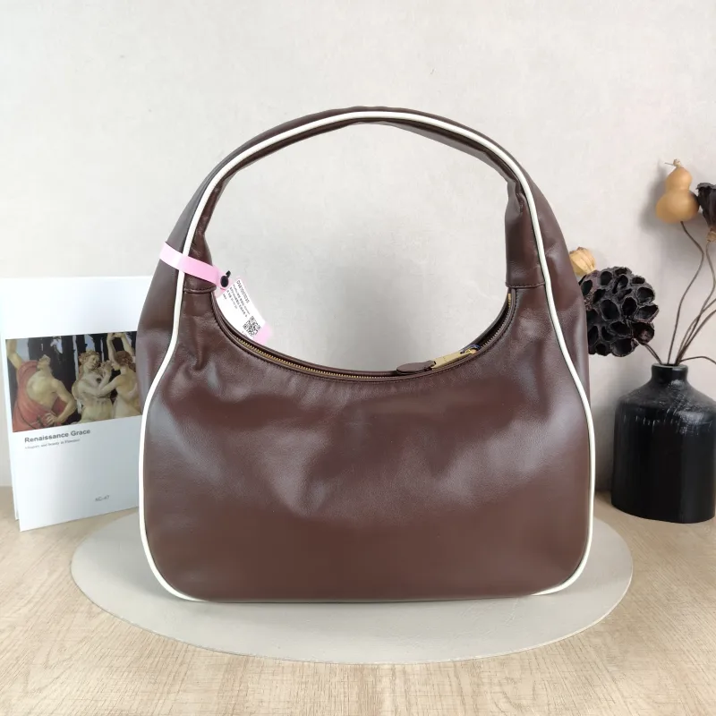 Miumiu Shoulder Bag Wander Collectionhobo Shoulder Bag Calfskin One Size 35 × 10 × 20 cm — cover view 6 of 6