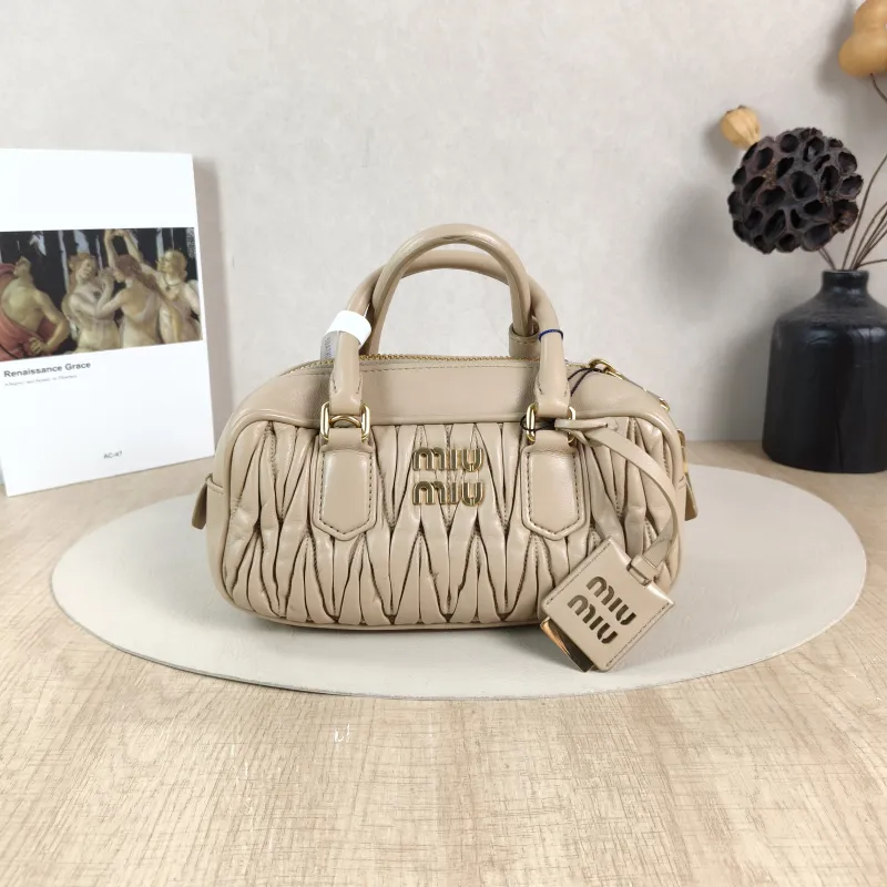 Miumiu Top Handle Bag Arcadie MatelasséCollection Edition Beige Lambskin Medium22 × 7.5 × 10.5 cm