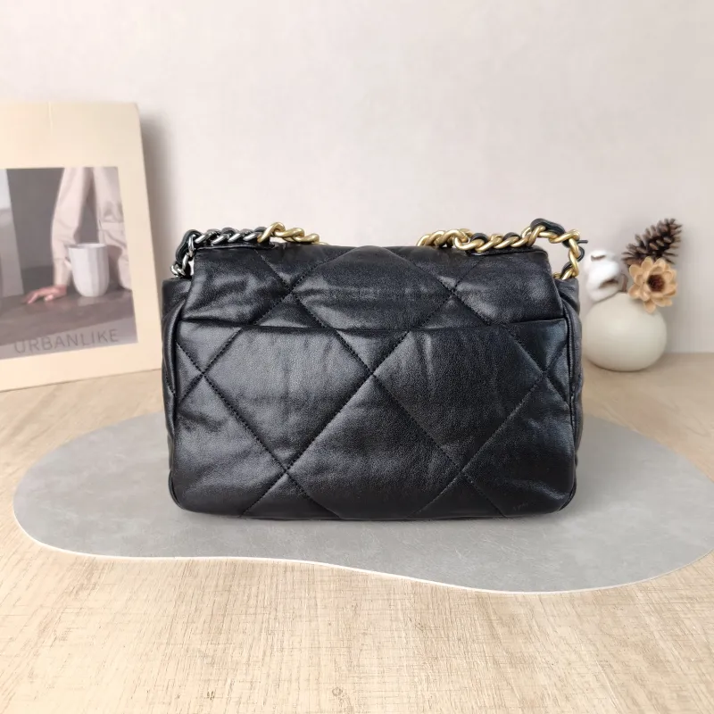Chanel Crossbody Bag 19Bag Black SL ambskin Small 26 × 9 × 16 cm 28 — cover view 4 of 5