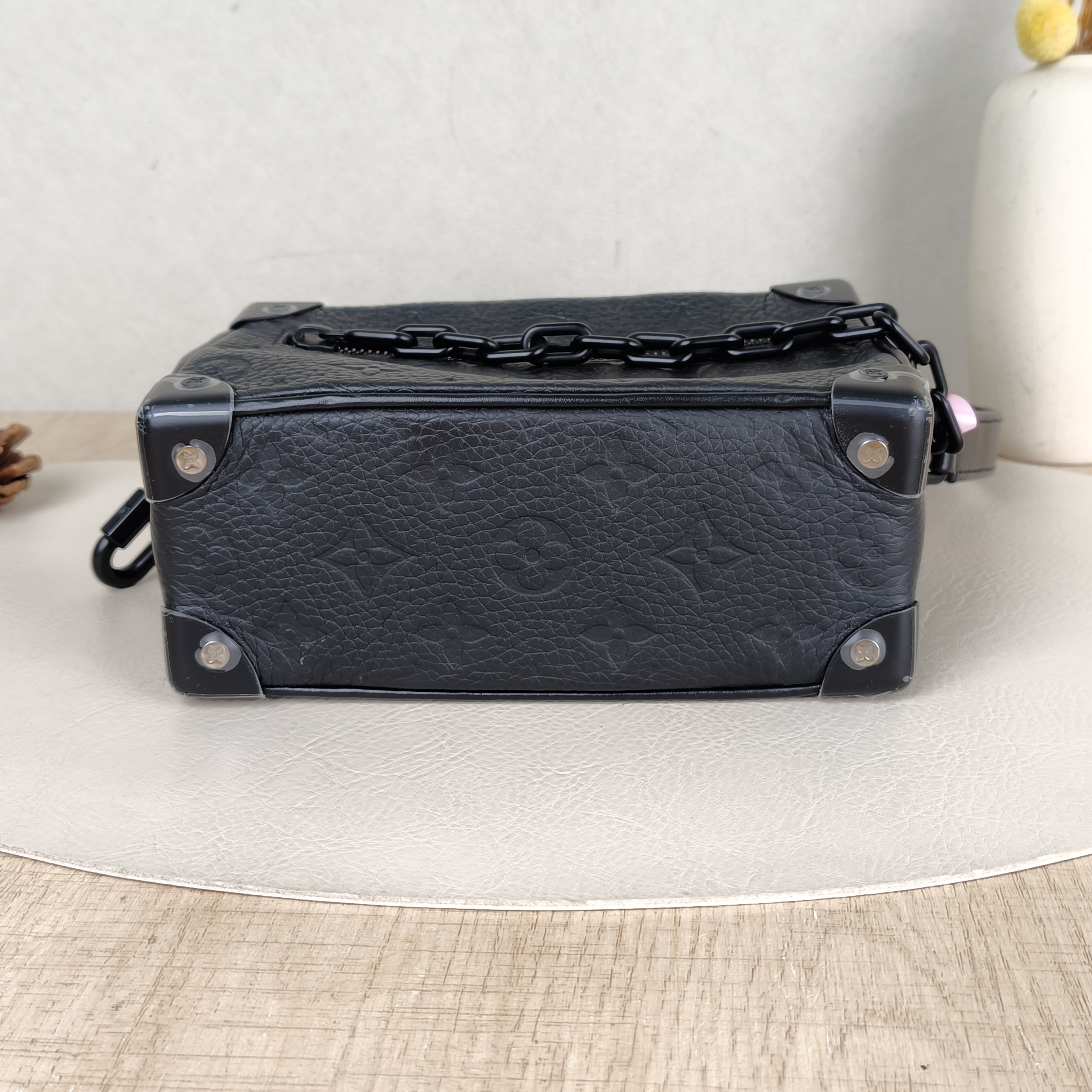 Louis Vuitton Crossbody Bag SOFT TRUNK Box Black Taurillon Embossed Calfskin Monogrammini18.5 × 8 × 13 cm — cover view 5 of 5