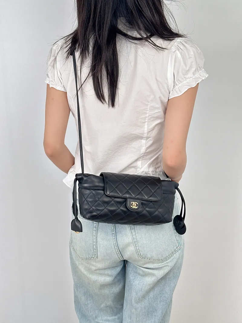 Chanel Shoulder Bag26b Shoulder Bag Black Lambskin One Size24 × 7.5 × 10 cm — on-model view 3 of 3