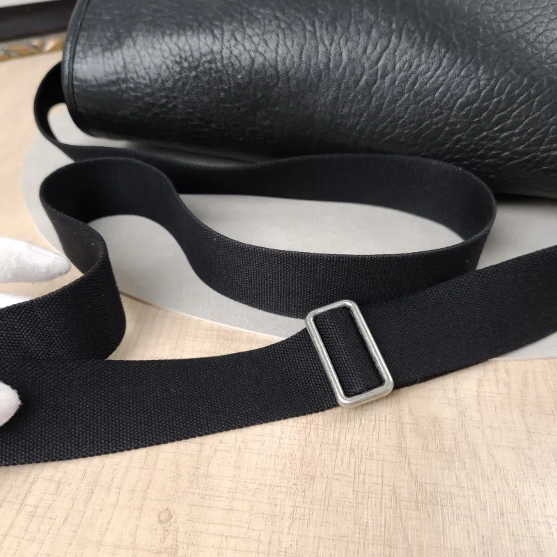 SAINT LAURENT Crossbody Bag Niki Black Lambskin 32 × 9 × 23 cm — detail view 2 of 11