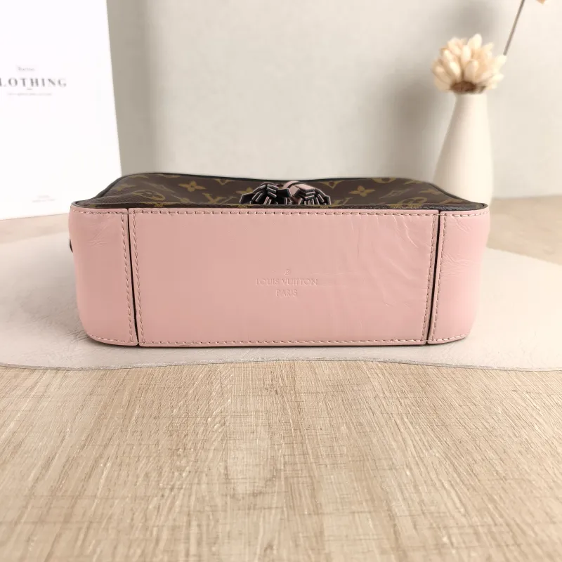 Louis Vuitton Crossbody Bag Saintonge Camera Bag Pink PVC Small 22 × 8 × 16 cm — cover view 5 of 5