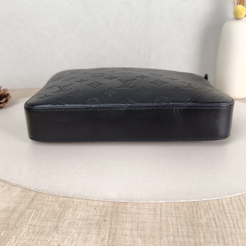 Louis Vuitton Shoulder Bag Duo Messenger Messenger Bag Black Calfskin 26 × 4.5 × 18.5 cm — cover view 3 of 5