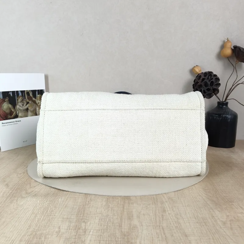 Chanel Shoulder Bag White One Size 39 × 19 × 29 cm 23 — cover view 2 of 5