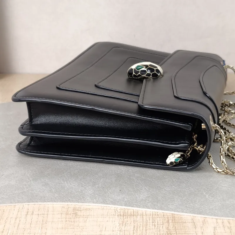 Bvlgari Shoulder Bag Serpenti Forever Collection Crossbody Bag Black Calfskin Medium 27.5 × 7 × 18 cm — detail view 4 of 12