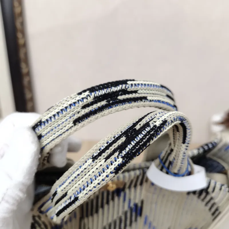 BURBERRY Top Handle Bag Tote Bag Black · Blue · Canvas One Size25 × 11 × 21 cm — detail view 11 of 18