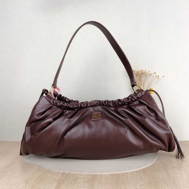 Miumiu Shoulder Bag Joie Shoulder Bag SL ambskin 53 × 9 × 25 cm