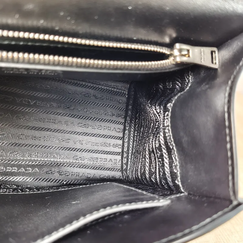 PRADA Shoulder Bag Shoulder Bag Black Calfskin One Size 24 × 12 × 17 cm — detail view 3 of 16