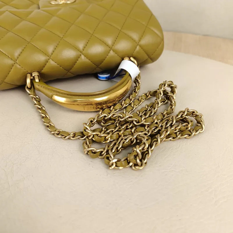 Chanel Crossbody Bag mini Yellow Lambskin mini20 × 6 × 12 cm — detail view 9 of 15