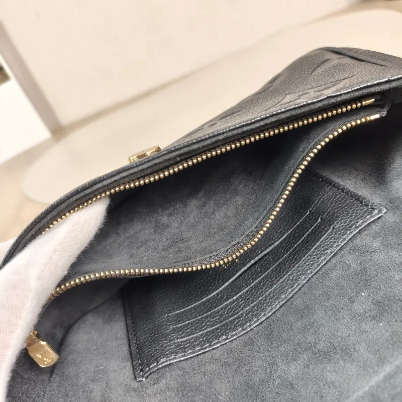 Louis Vuitton Crossbody Bag IVY Black Empreinte Embossed Calfskin Small23.5 × 4.3 × 12 cm — detail view 11 of 12