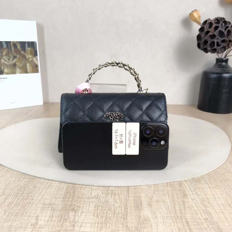 Chanel Crossbody Bag kelly Black Grained Calfskin One Size18 × 4.5 × 10 cm — cover view 4 of 5