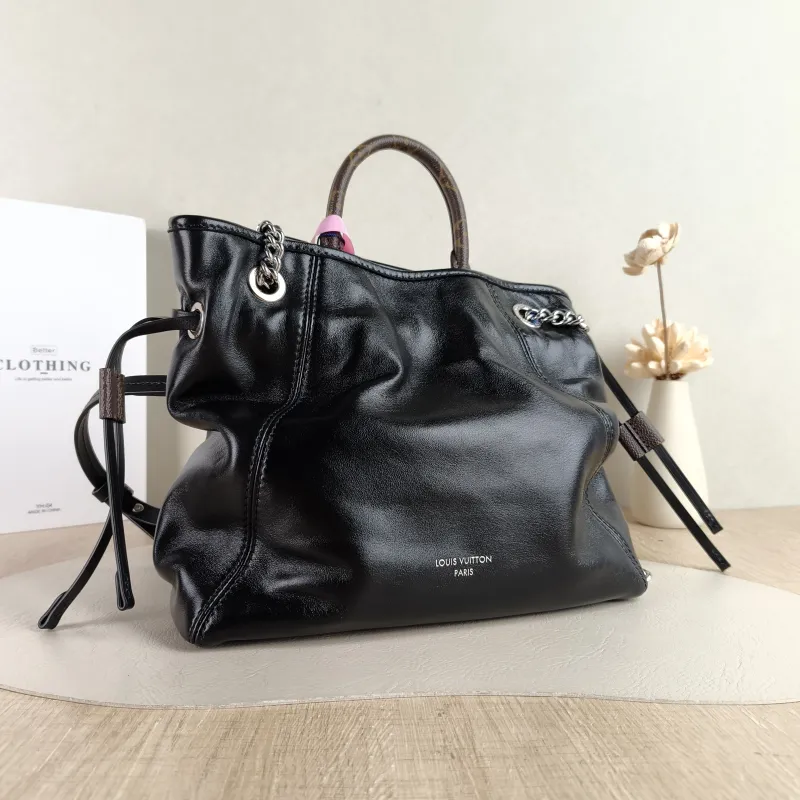 Louis Vuitton Backpack Off Duty Vibe Backpack Black SL ambskin One Size 24 × 10 × 25 cm — cover view 4 of 5