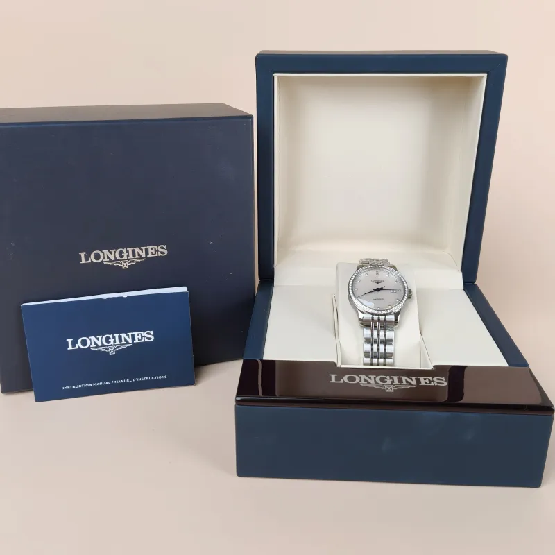 LONGINES Watch Collection Watch Diamond 30mm — cover view 9 of 12