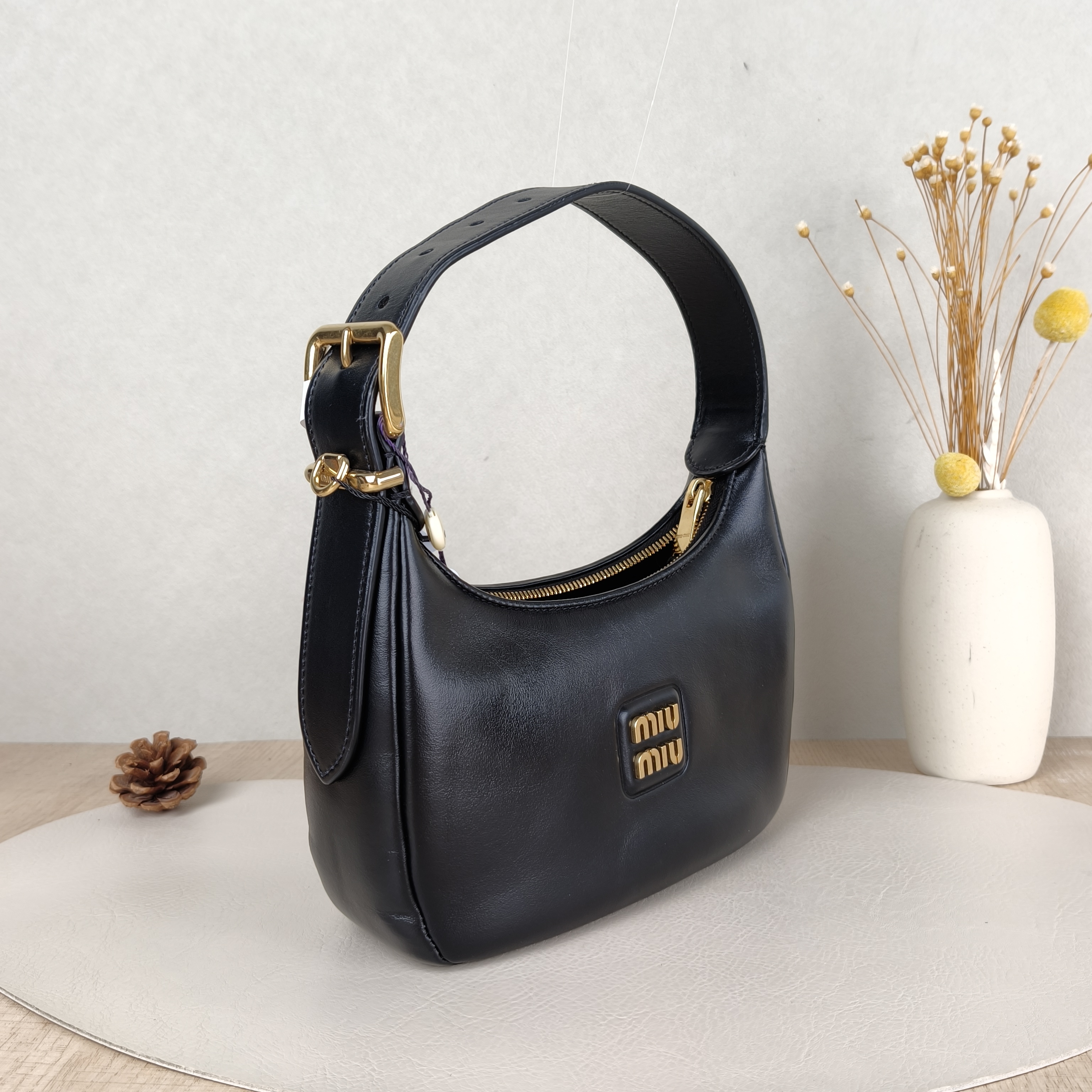 Miumiu Shoulder Bag Wander Hobo Black Calfskin Small20 × 6 × 17 cm — cover view 3 of 5