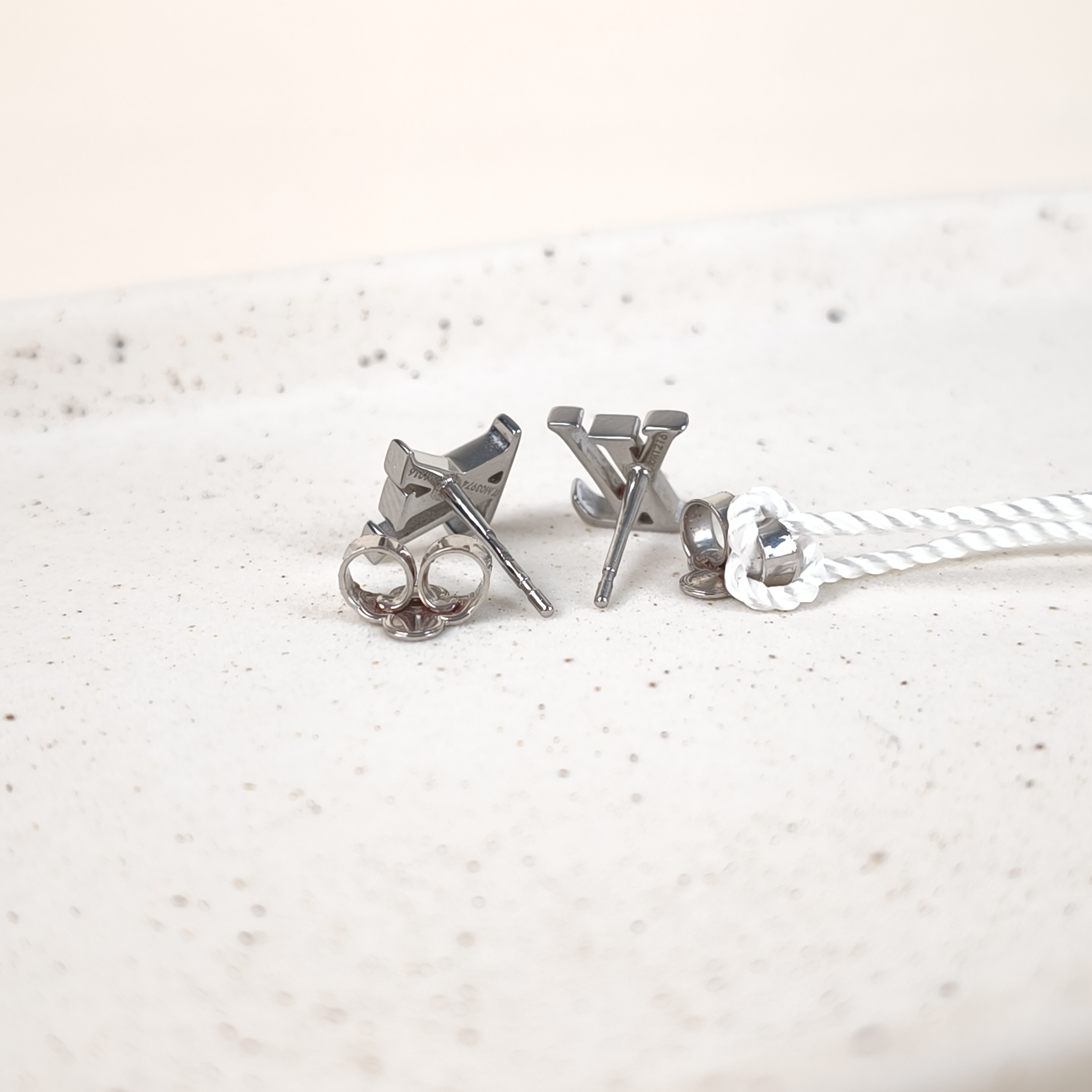 Louis Vuitton Earringslogo Earrings Silver One Size — cover view 3 of 7