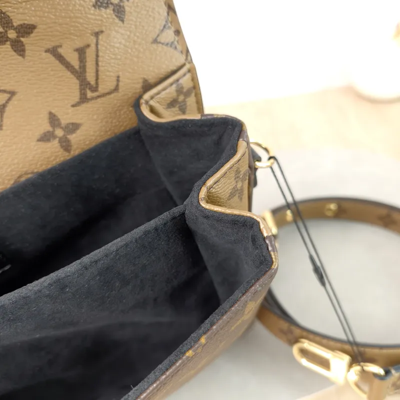 Louis Vuitton Crossbody Bag Pochette Métis Monogram Colorblock PVC Medium 25 × 7 × 19 cm — detail view 3 of 16