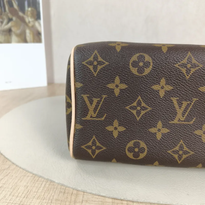 Louis Vuitton Crossbody Bag Speedy20 Shoulder Strap PVC Small 20.5 × 12 × 13.5 cm — detail view 8 of 10
