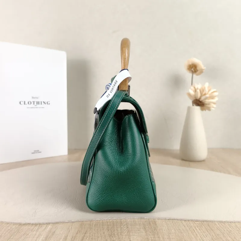 GOYARD Crossbody Bag Saïgon Green PV Cmini20 × 7.5 × 15 cm — detail view 9 of 10