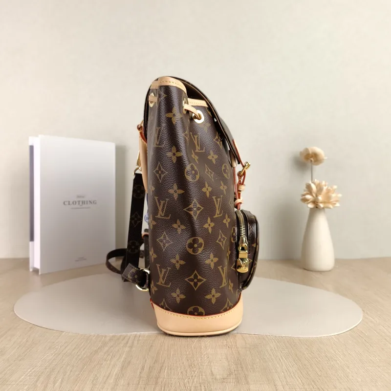 Louis Vuitton Backpack MONTSOURIS Backpack Edition Monogram PVC Small 28 × 18 × 30 cm — detail view 3 of 10