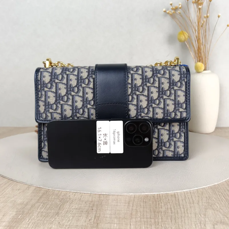 DIOR Crossbody Bag 30Montaigne 30 Edition Canvas Medium 25 × 9 × 16.5 cm — cover view 3 of 5