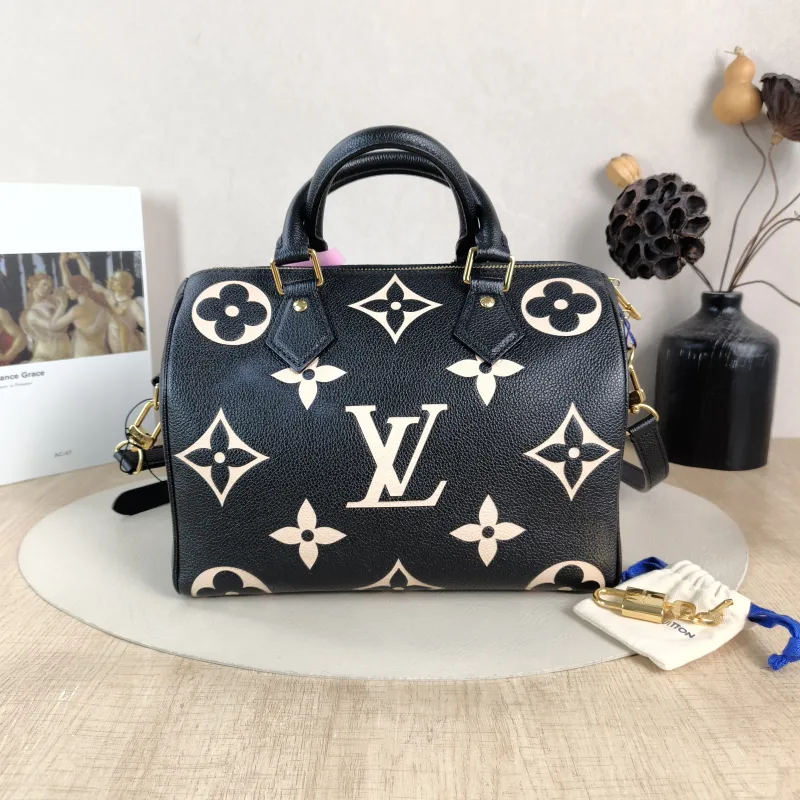 Louis Vuitton Crossbody Bag Speedy25 Black · White Monogram Empreinte Embossed Calfskin Medium 25 × 15 × 19 cm — cover view 2 of 6