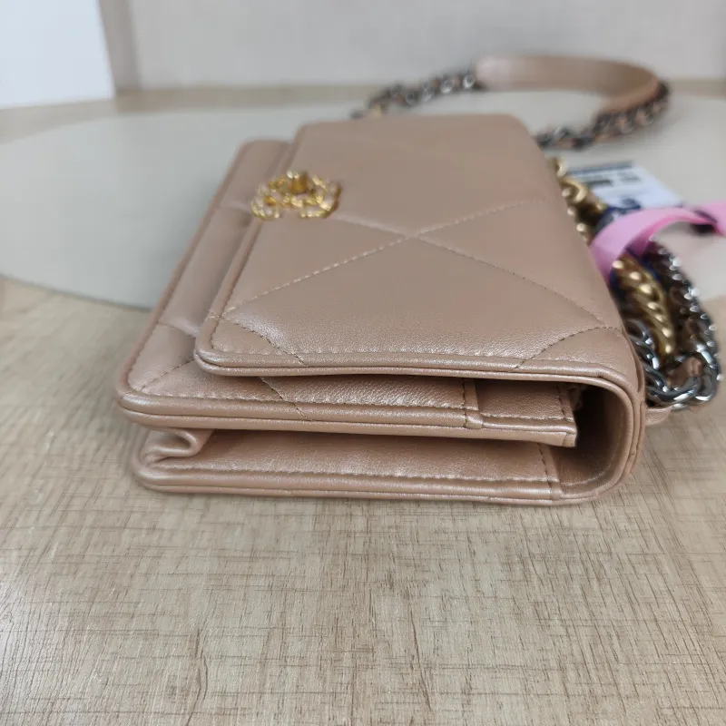 Chanel Crossbody Bag19Bag WOC Taupe SL ambskinmini19.2 × 3.5 × 12.3 cm — detail view 1 of 12