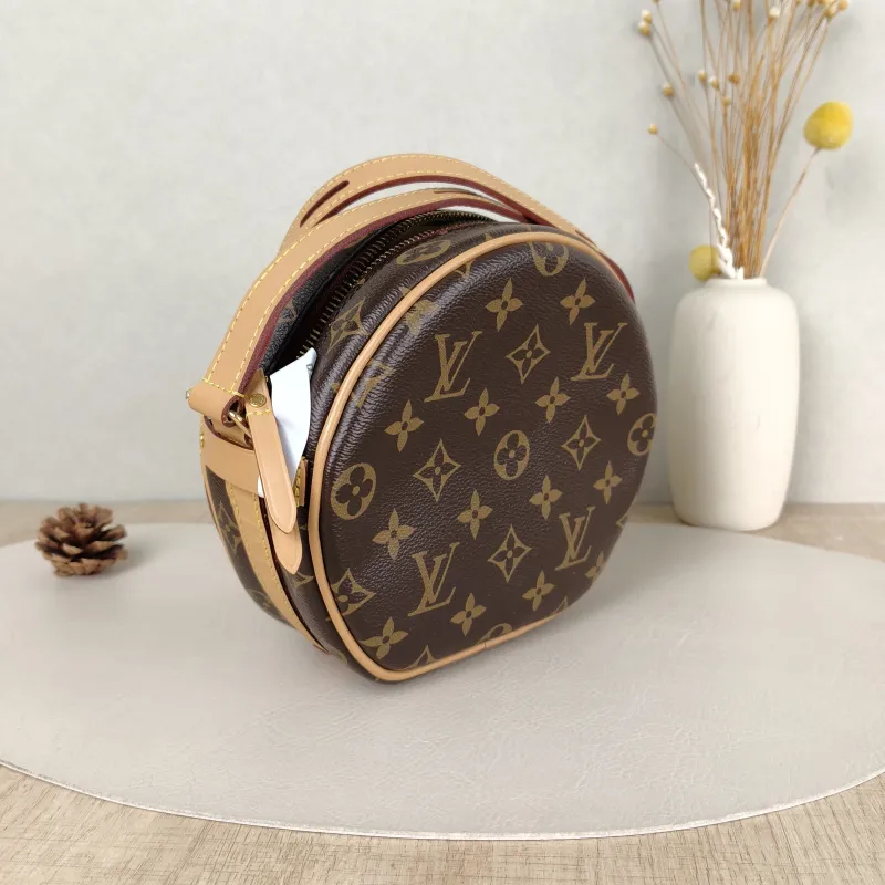 Louis Vuitton Crossbody Bag BOITE CHAPEAU SOUPLE Monogram PVC Small 17 × 8 × 17 cm — cover view 3 of 5