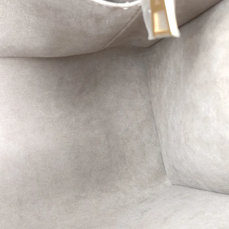 Louis Vuitton Shoulder Bag Onthego Medium · White Empreinte Embossed Calfskin Monogram Medium35 × 14 × 27 cm — detail view 7 of 10