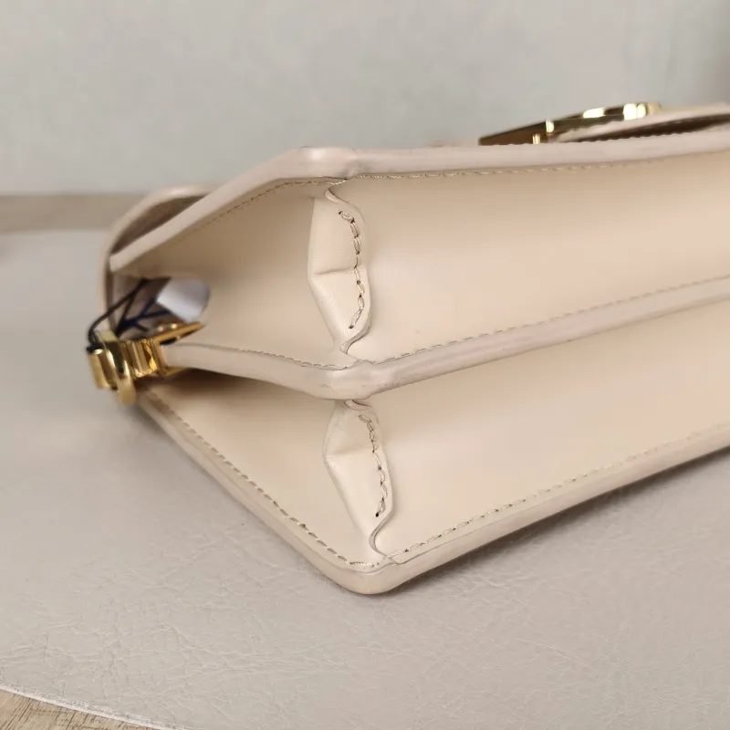 Louis Vuitton Shoulder Bag DAUPHINE EAST WEST Beige Embroidered Calfskin Medium24.5 × 9 × 13.5 cm — detail view 4 of 12