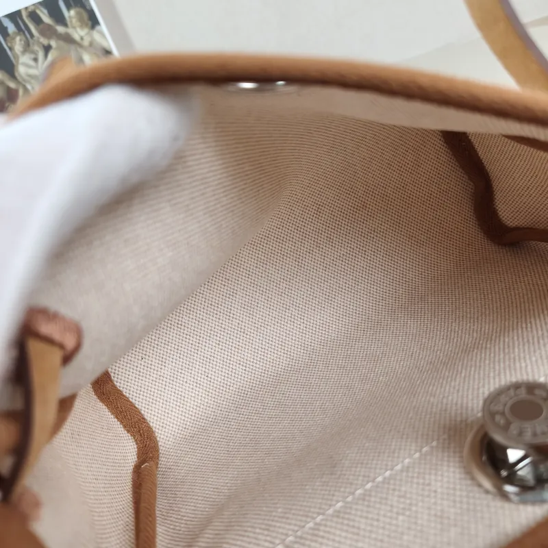 Hermès Shoulder Bag Herbag Zip 20 Berliner Canvas Canvas Mini 20 × 7 × 17 cm G — detail view 4 of 13