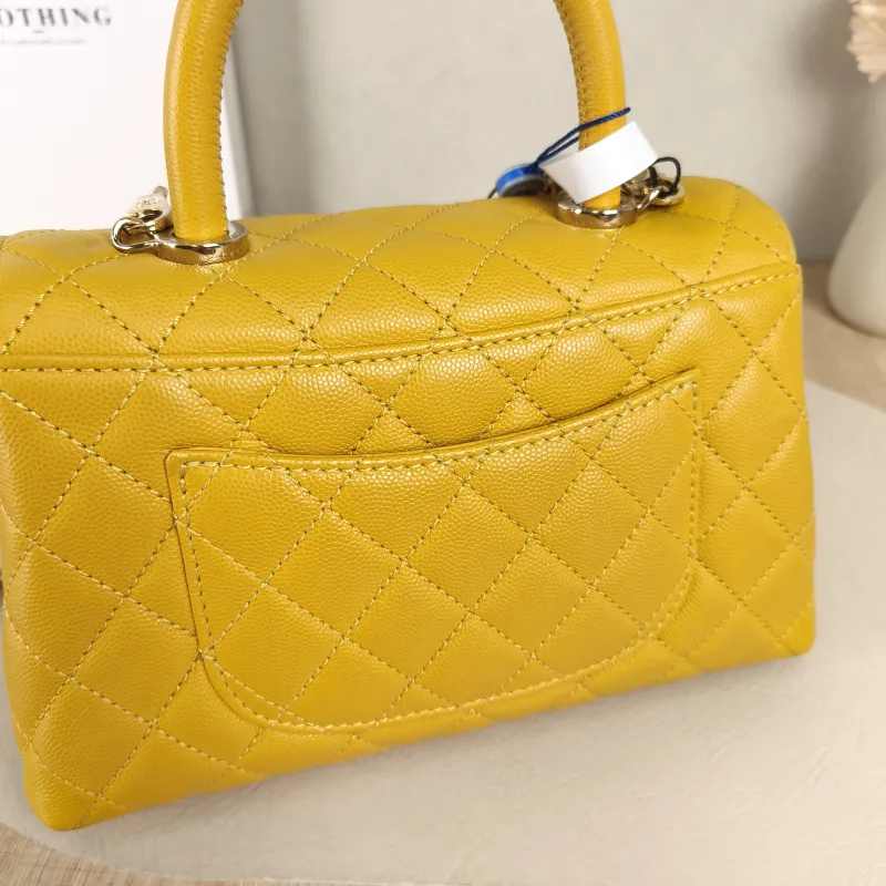 Chanel Crossbody Bag Coco Handle​ Yellow Calfskin Small24 × 10 × 14 cm — detail view 4 of 15