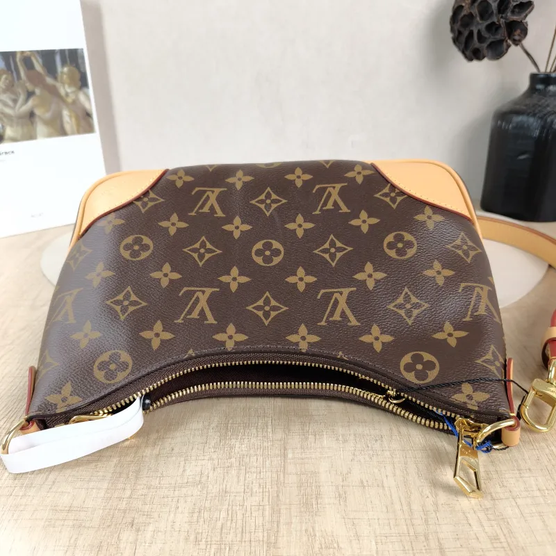 Louis Vuitton Crossbody Bag Boulogne PVC Small 26 × 9.5 × 16 cm — detail view 1 of 10