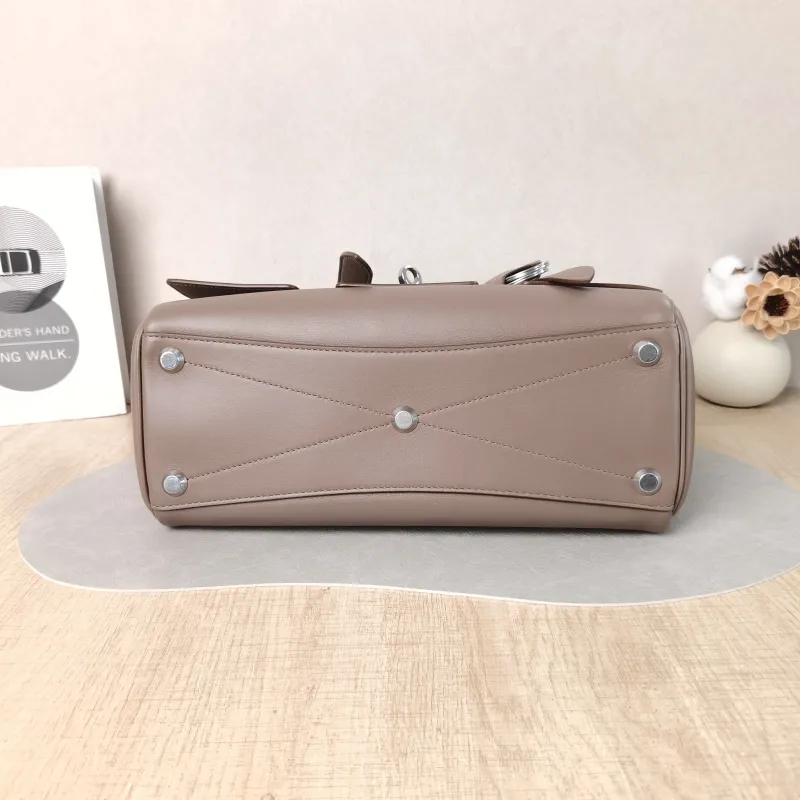 BALENCIAGA Top Handle Bag Bel air Calfskin Small 30 × 12 × 20.5 cm — cover view 4 of 5