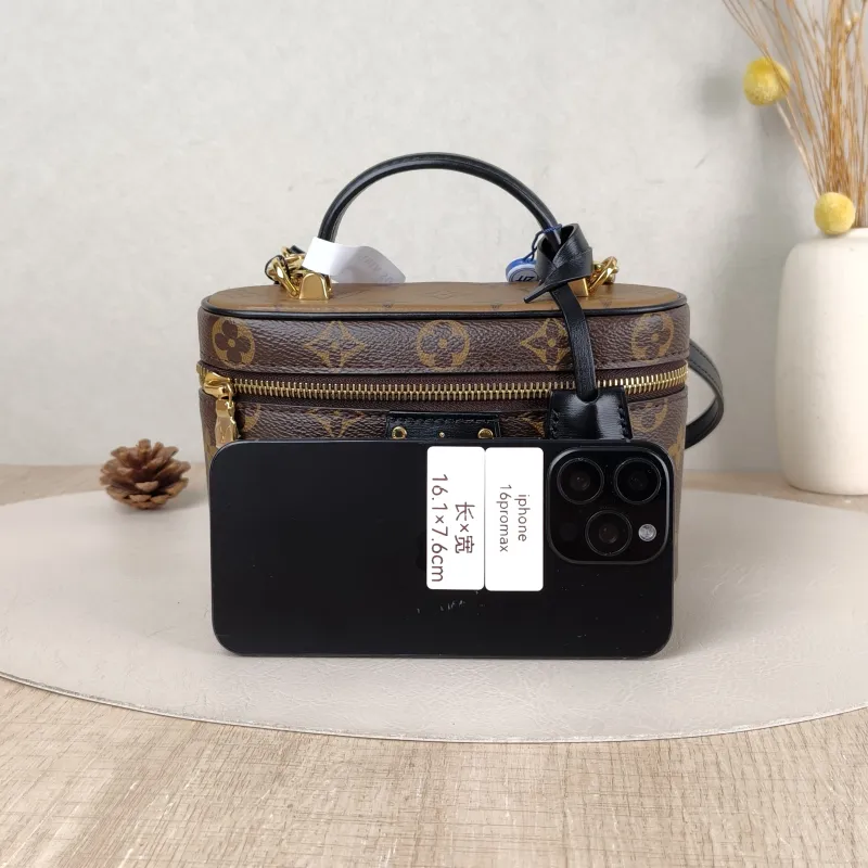 Louis Vuitton Shoulder Bag VANITY Cosmetic Bag Monogram PVC Small 19 × 6 × 12 cm — cover view 5 of 5