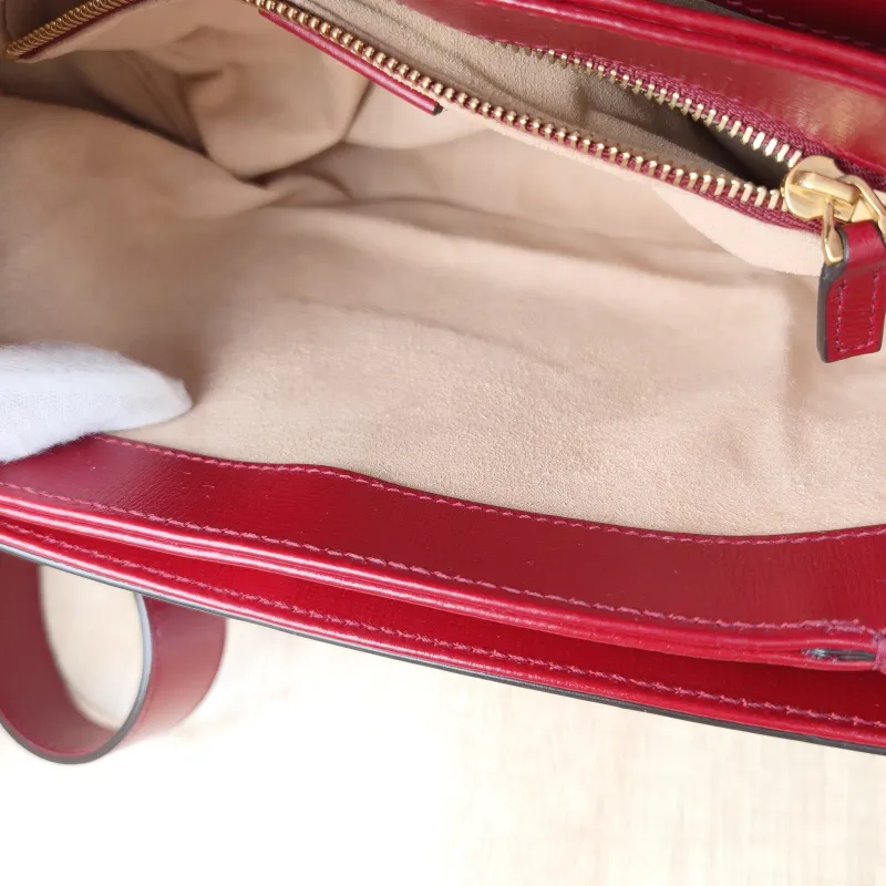 GUCCI Crossbody Bag Horsebit 1955 Horsebit Medium Red PVC Medium 25 × 8 × 18 cm — detail view 1 of 12