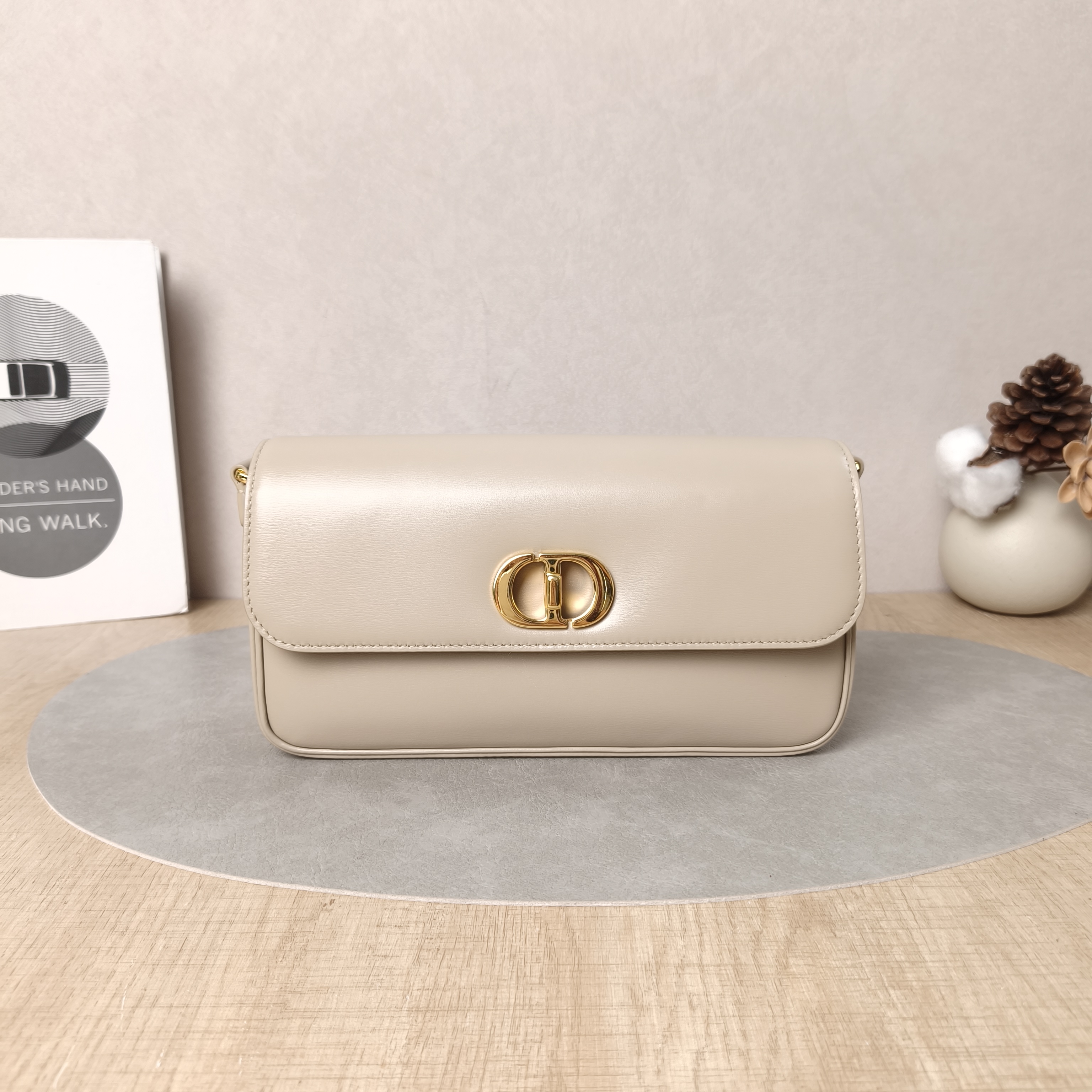 DIOR Crossbody Bag30Montaigne 30 Avenue Grey Calfskin Small23 × 6.5 × 13 cm