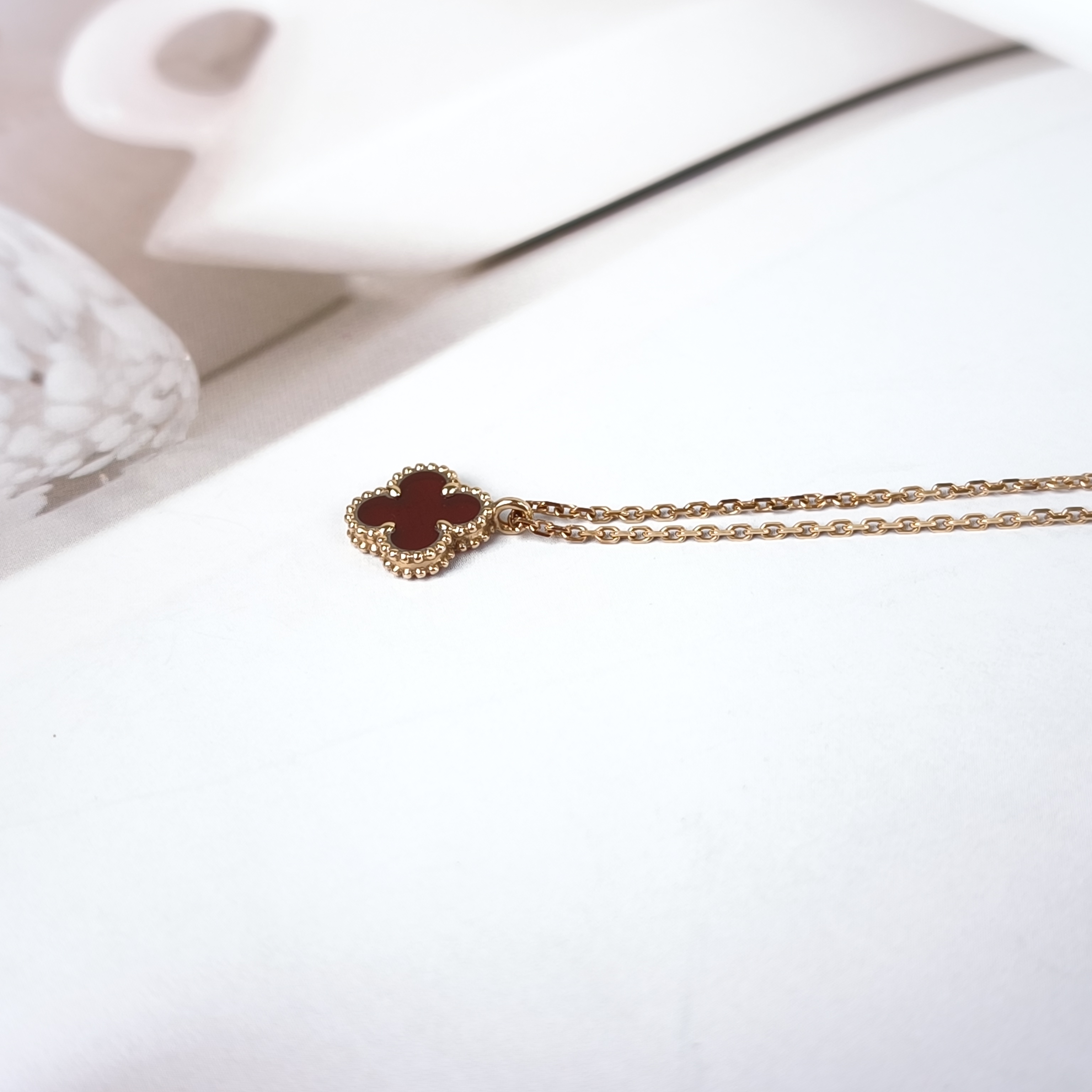 Van Cleef & Arpels Necklace Alhambra 18KR ose Gold Sweet Mini0.95 × 0.95 × 17.5 cm — cover view 5 of 9