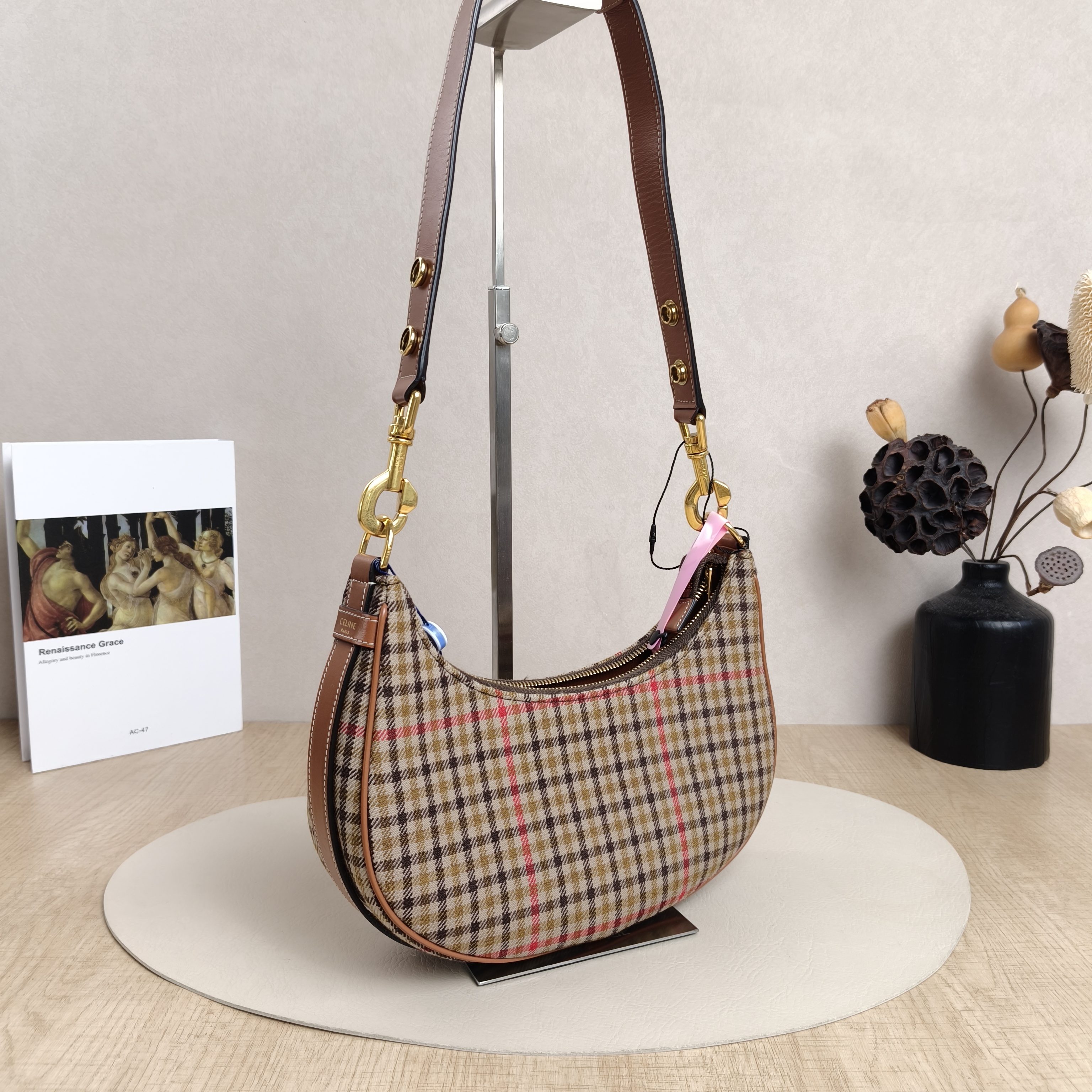 CELINE Shoulder Bag AVA Colorblock Calfskin Medium23 × 6 × 13.5 cm — cover view 3 of 5