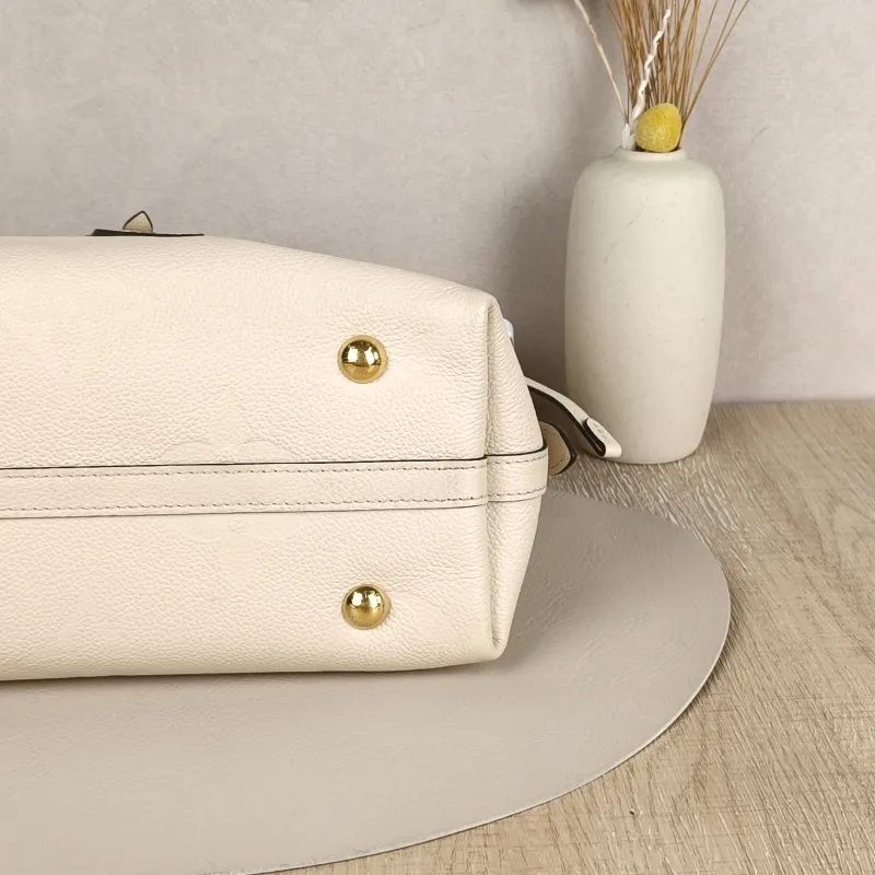 Louis Vuitton carryall Small White Calfskin Microchip Edition · Shoulder Strap Inner Pouch Leather Tag · 29.5 × 12 × 24 cm — cover view 7 of 8