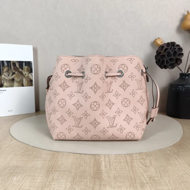 Louis Vuitton Crossbody Bag BELLA Pink Calfskin 22 × 14 × 19 cm — cover view 5 of 5