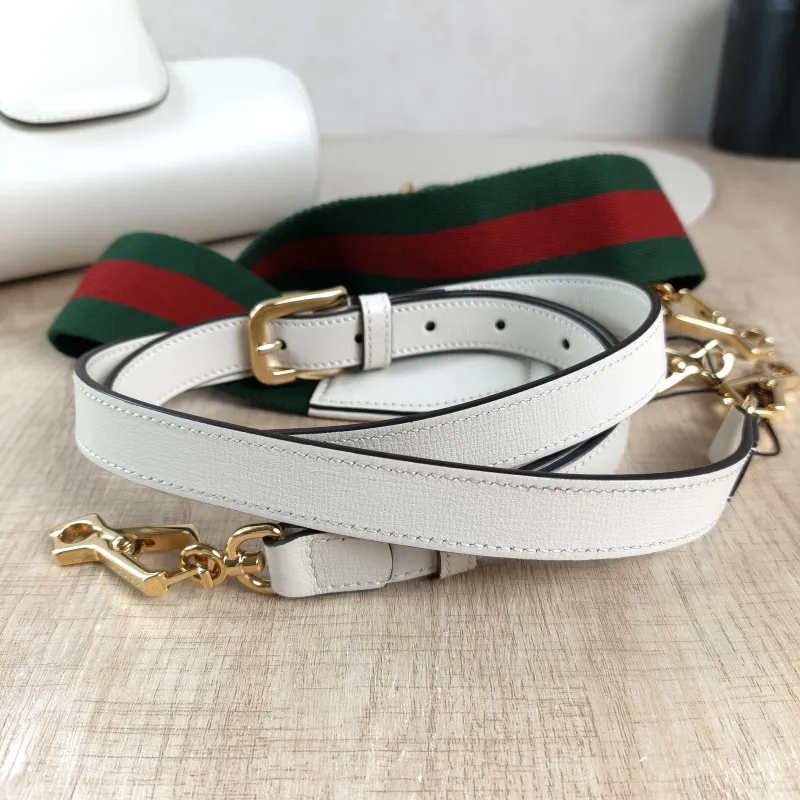 GUCCI Crossbody Bag Horsebit 1955 Horsebit Small White Calfskin Small 20.5 × 5 × 14.5 cm — detail view 6 of 13