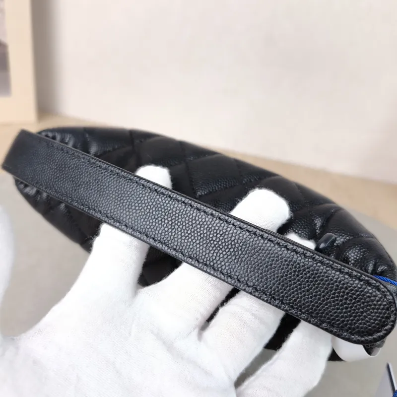 Chanel Crossbody Bag Crossbody Bag Black Grained Calfskin One Size 16 × 6.5 × 12.5 cm — detail view 4 of 13
