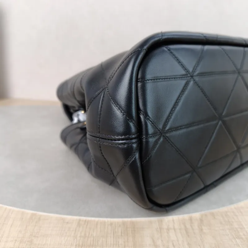 PRADA Top Handle Bag Tote Bag Black Calfskin One Size 29 × 15 × 17 cm — detail view 6 of 14